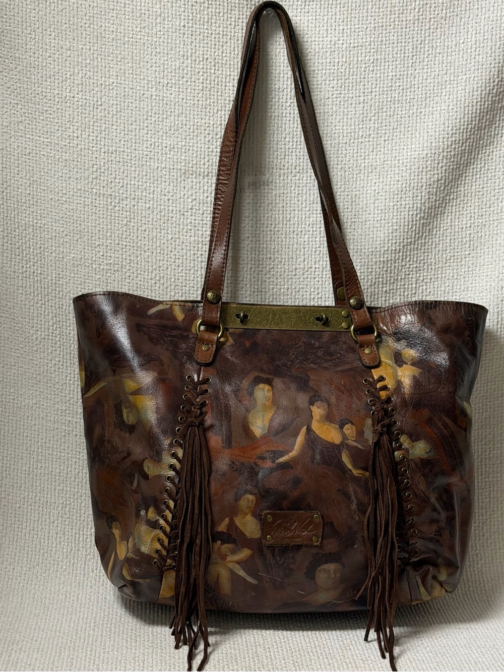 Beautiful Patricia Nash Brown Artistic Design Tote
Bag w/Leather Trim & dust bag - Picture 2 of 10